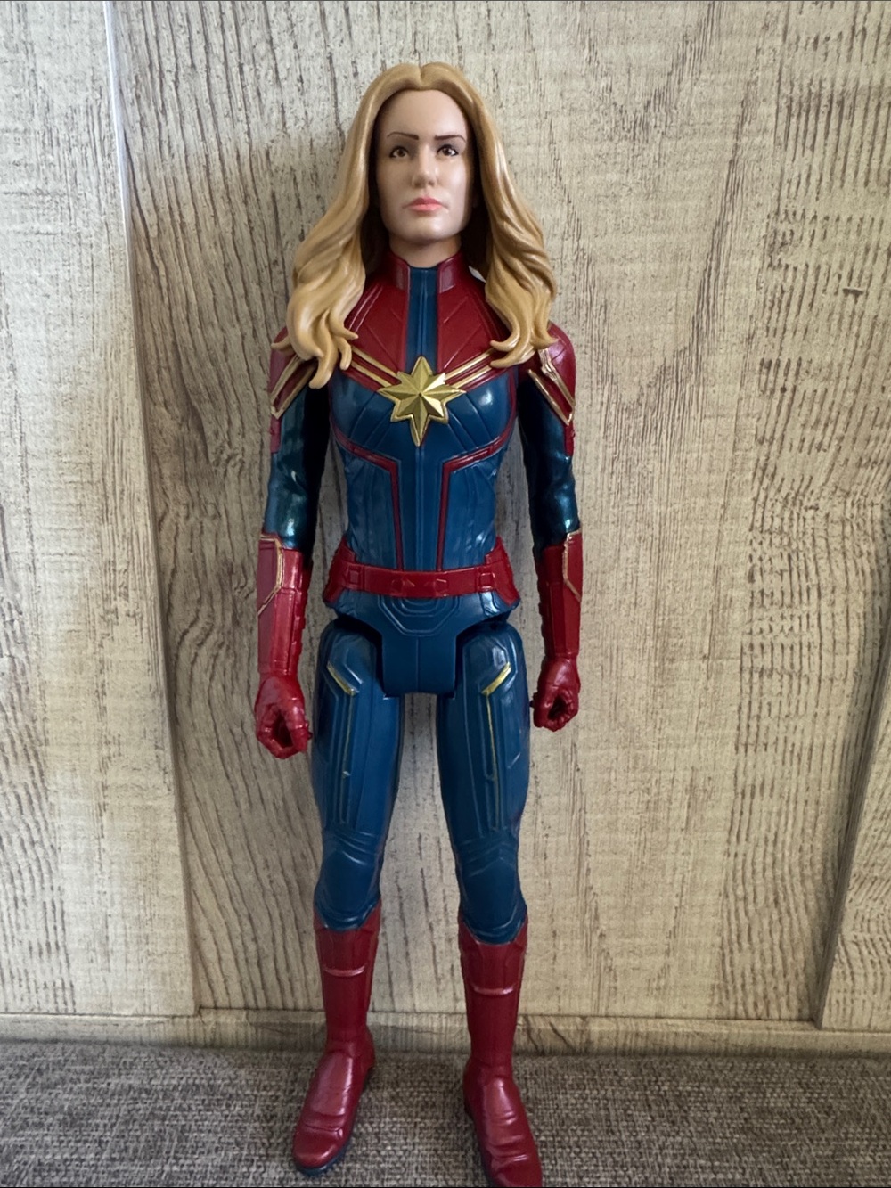 Avengers Captain Marvel 12 inch figure